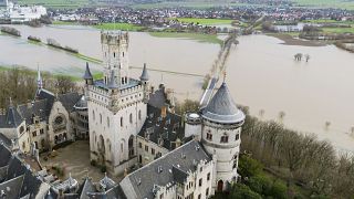 فيضانات ومياه تغمر مناطق على ضفاف نهر لاينه بالقرب من مدينة هانوفر في شمال ألمانيا