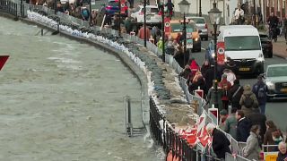 شاهد: فيضانات قوية تضرب أجزاء واسعة في أوروبا 