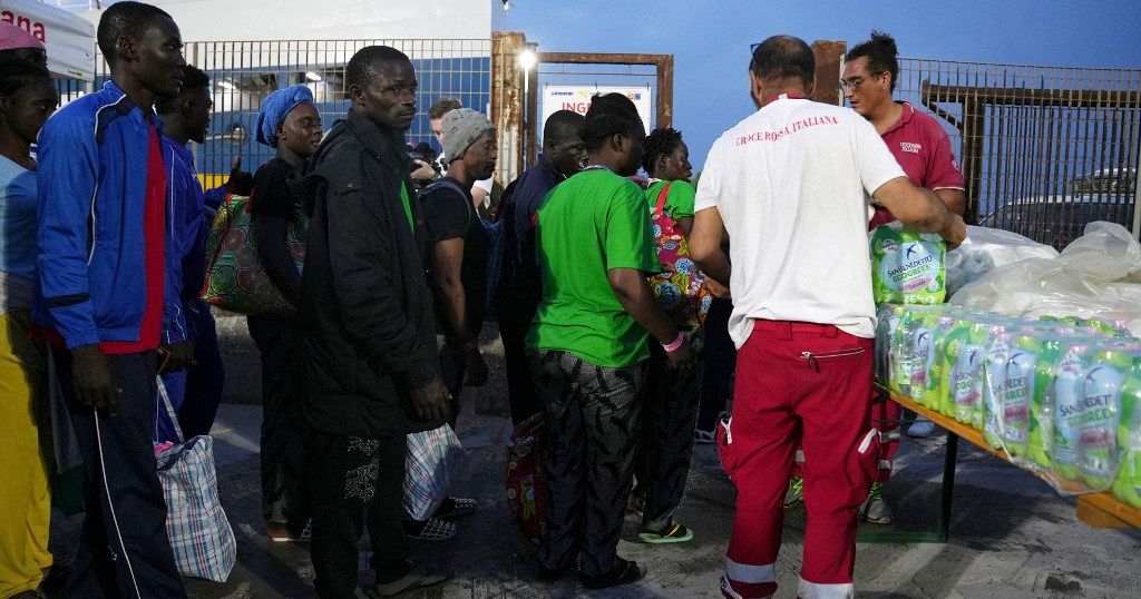 Italian Coasts Experience Surge in Migrant arrivals Following Christmas