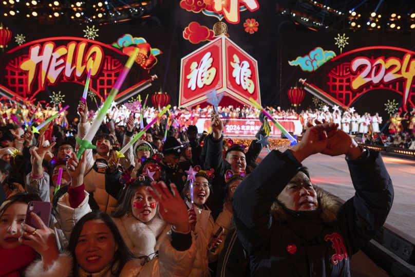 Жители и гости Пекина встречают Новый год