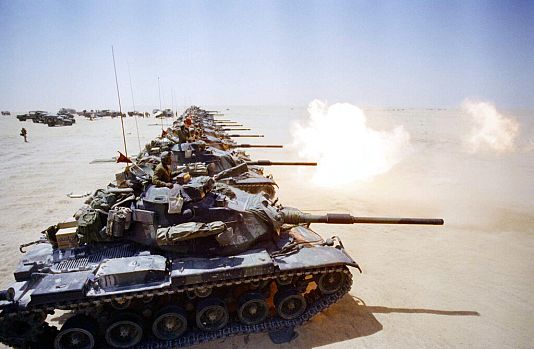 تانک‌های آمریکایی در جریان جنگ اول خلیج فارس
