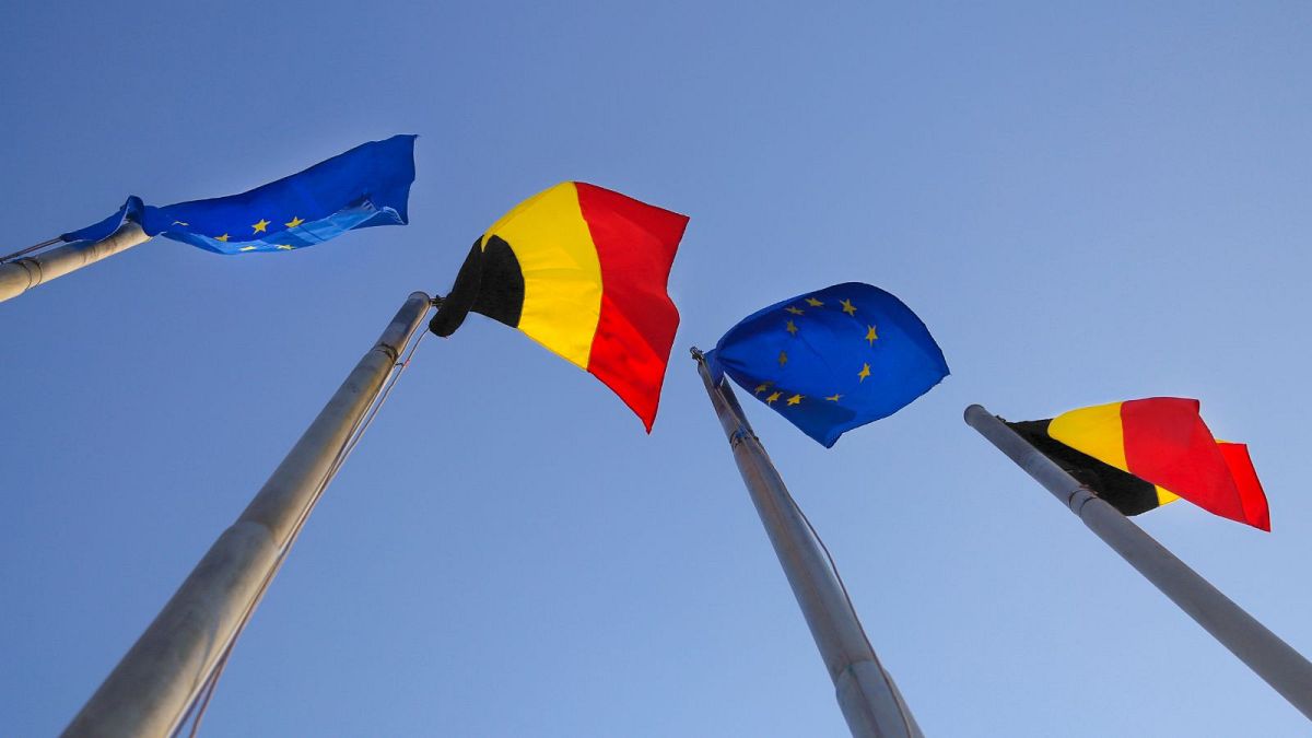پرچم‌های بلژیک و اتحادیه اروپا