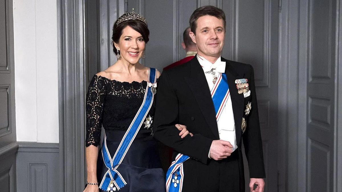 La princesse Mary du Danemark et le prince héritier Frederick lors d'un gala en l'honneur du président de l'Islande en janvier 2017\. 