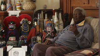 Award-winning South African photojournalist Peter Magubane dies aged 91