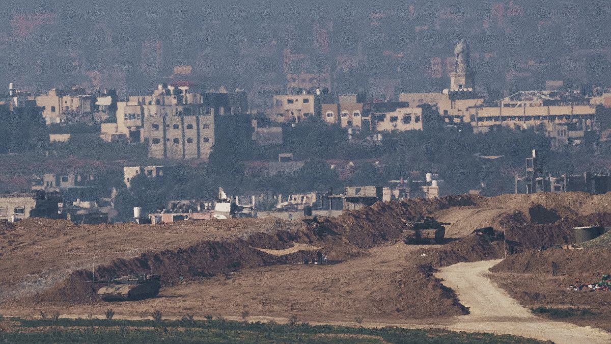 Израильские танки на границе с сектором Газа, 1 января 2024 года