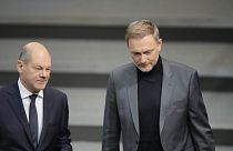 Christian Lindner pénzügyminiszter, az FDP elnöke Olaf Scholz kancellárral