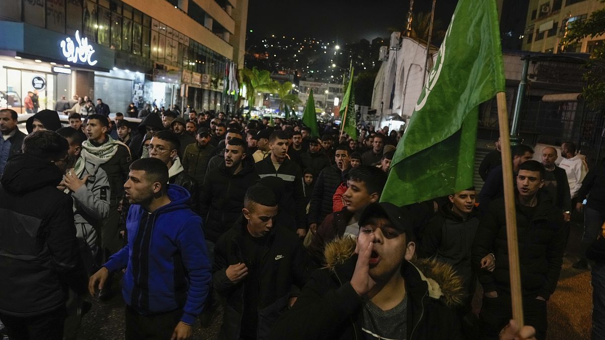 Протести на Западния бряг заради убийството на заместник-политическия лидер на Хамас в Ливан