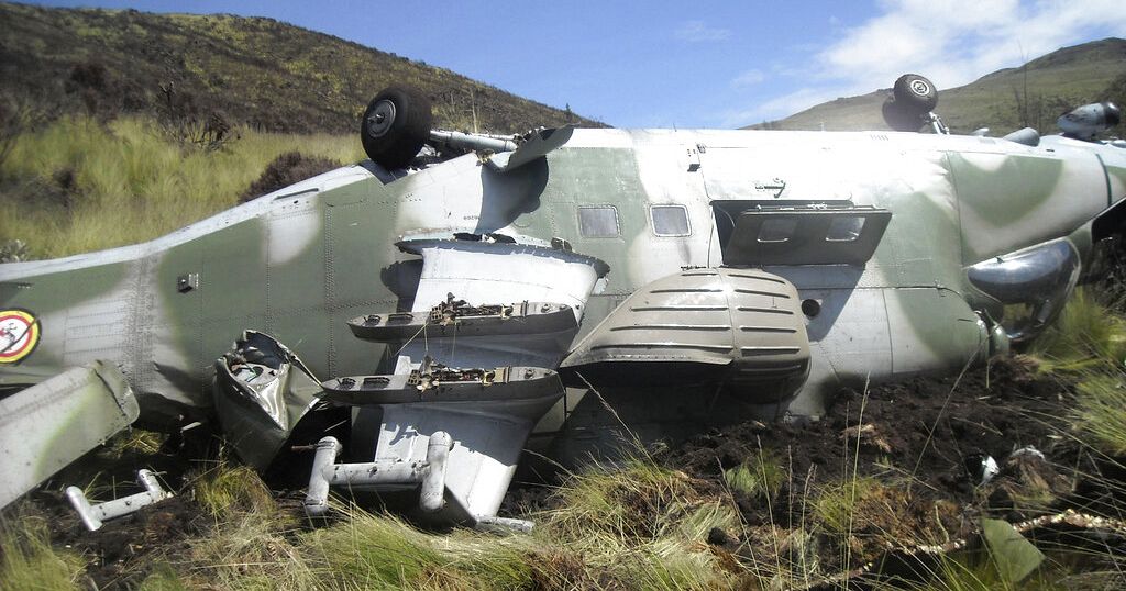 Ugandan helicopter gunship crashes into house