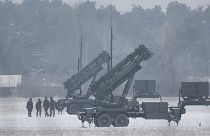 Az Egyesült Államokból 2022-ben beszerzett Patriot rakétakilövők Varsóban