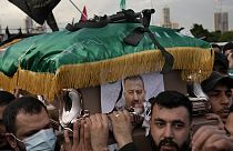 Hunderte nahmen an der Beerdigung von Hamas-Anführer Saleh al-Arouri teil, der am Mittwoch in Beirut getötet wurde.