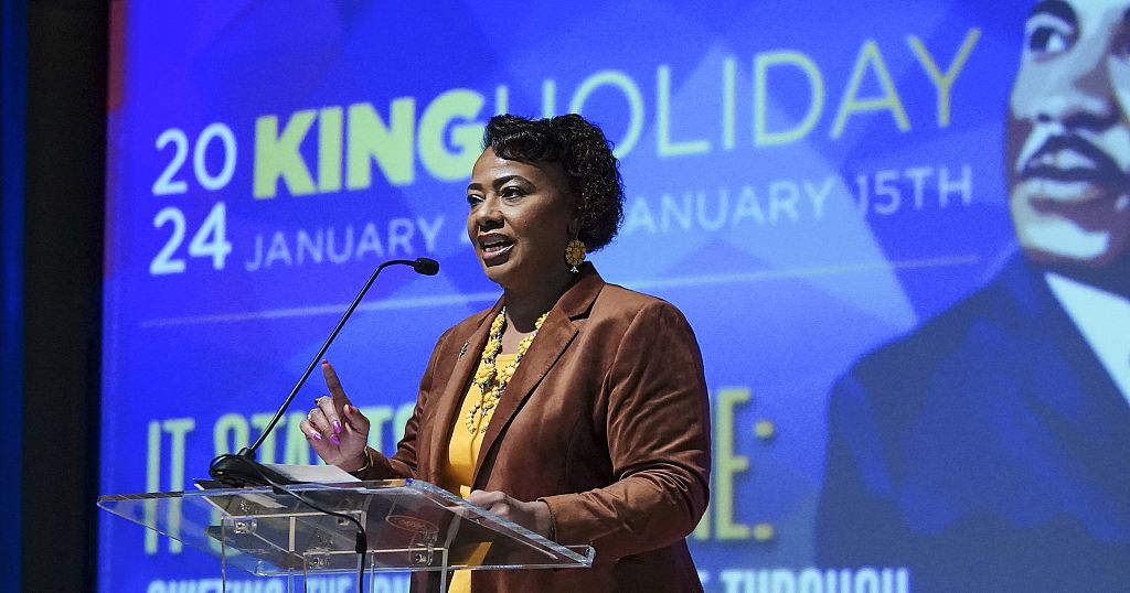 Bernice King urges adoption of MLK’s philosophy to prevent global self-destruction Bernice King urges adoption of MLK’s philosophy to prevent global self-destruction