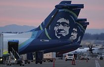 A kép illusztráció (az Alaska Airlines Boeingjei Siettle repterén) 