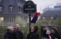 L'inaugurazione della Rue David Bowie a Parigi (8 gennaio 2024)
