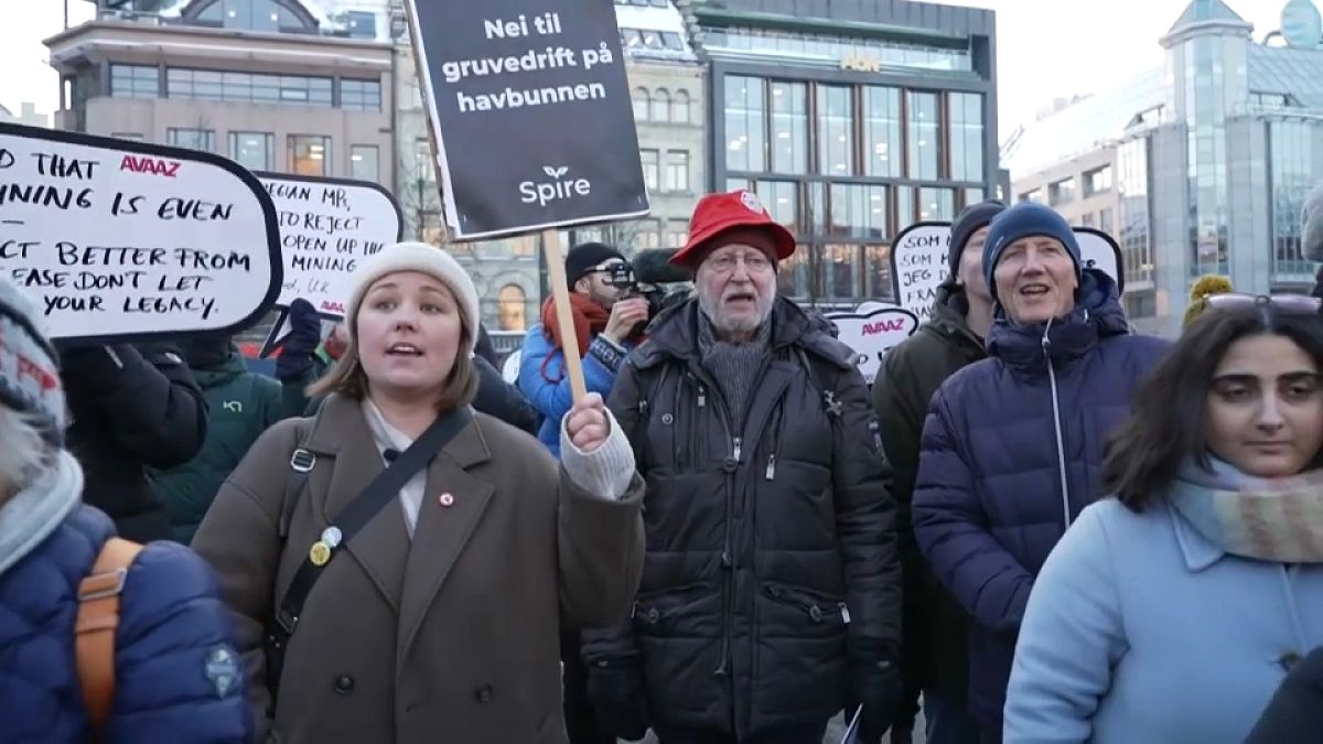 Demonstranten vor dem Parlament in Oslo am 9.1.24