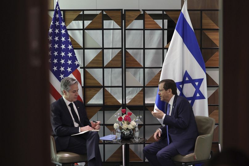 اجتماع بلينكن مع الرئيس الإسرائيلي