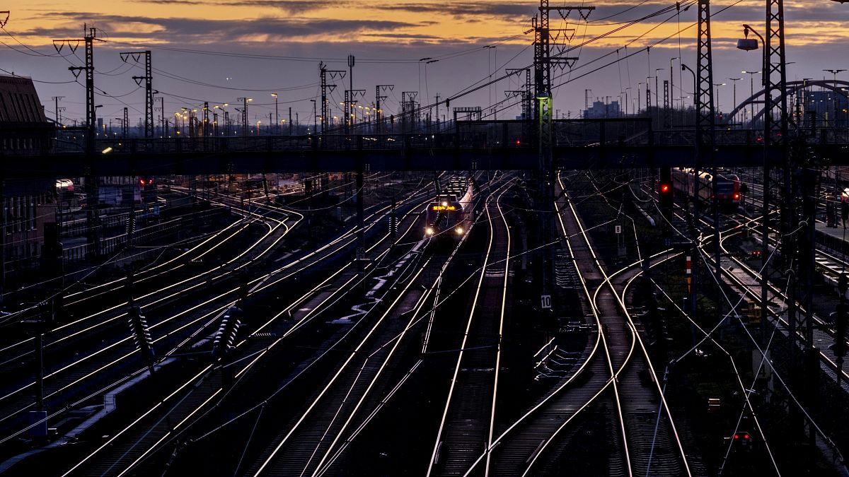 Début de la grève des conducteurs de trains à Francfort, Allemagne, le 09.01.2024