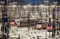 قطارهای پارک شده در شهر هامبورگ آلمان به دلیل اعتصاب سه روزه، ژانویه ۲۰۲۴