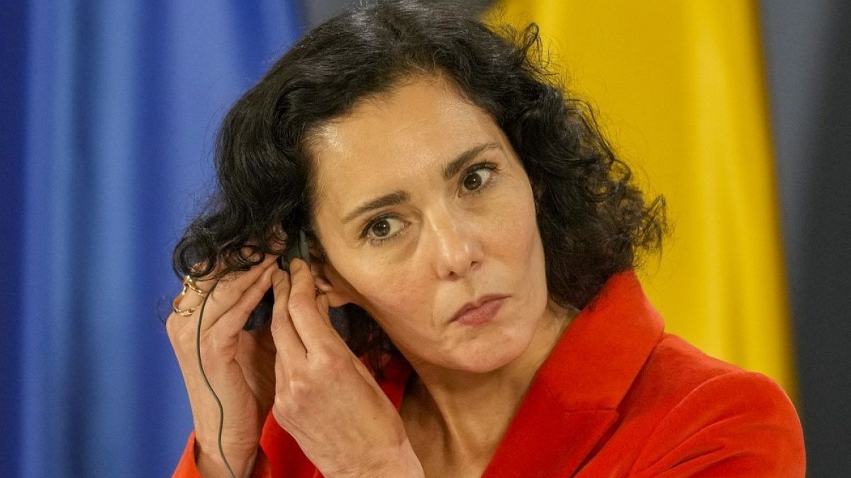 La ministre belge des Affaires étrangères Hadja Lahbib veut profiter de la présidence belge de l'UE pour trouver un compromis sur le soutien financier à l'Ukraine.
