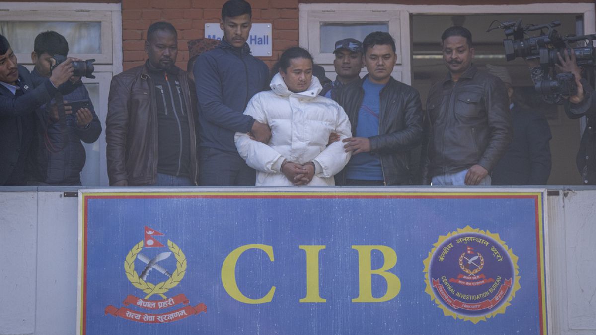 Nepal'de 'Buda Çocuk' olarak bilinen ruhani lider Ram Bahadur Bamjan, tecavüz suçlamasıyla gözaltına alındı