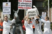 مظاهرة لأطباء في ألمانيا احتجاجا على سوء ظروف ممارسة المهنة