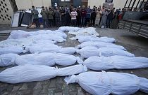 İsrail'in Gazze Şeridi'ne yönelik bombardımanında hayatını kaybedenlerin cenazeleri