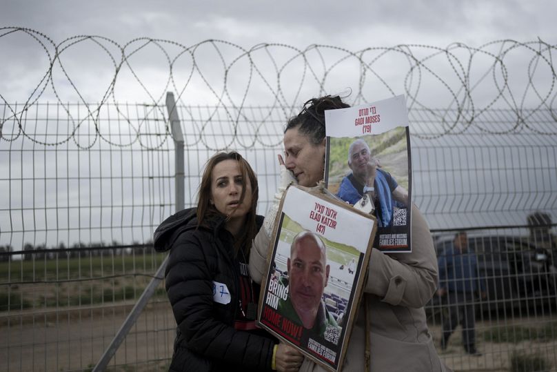 Κινητοποίηση συγγενών Ισραηλινών ομήρων στα σύνορα με τη Γάζα