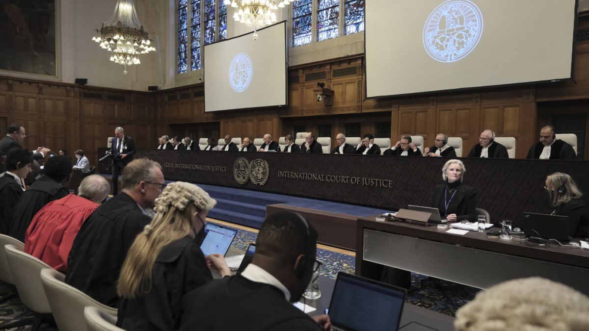 İsrail'in 'soykırım' suçlaması ile yargılandığı Hollanda'nın Lahey kentindeki Uluslararası Adalet Divanı'nda taraflar ve yagıçlar