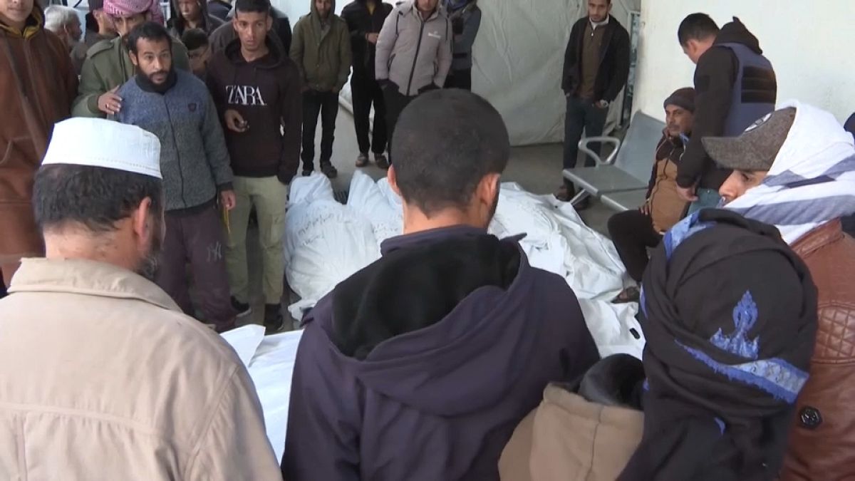Trauer um neun Mitglieder einer Familie, die in Rafah in Gaza getötet wurden
