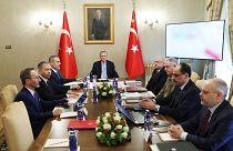 Cumhurbaşkanı Erdoğan başkanlığında Dolmabahçe Çalışma Ofisi’nde güvenlik toplantısı yapıldı