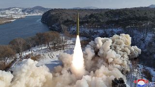 اطلاق لصاروخ بالستي كوريا الشمالية