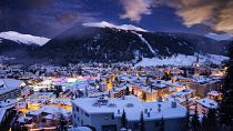 Davos, la estación de esquí suiza que acoge la reunión anual del Foro Económico Mundial desde hace 50 años