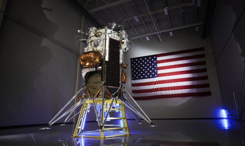 Intuitive Machines şirketine ait IM-1 Nova-C ay aracının Şubat 2024 ortasında bir SpaceX roketiyle Ay'a fırlatılması planlanıyor