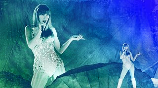 Taylor Swift si esibisce durante l'apertura del suo Eras tour a Glendale, AZ, marzo 2023