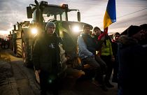Ρουμάνοι αγρότες και οδηγοί φορτηγών συνεχίζουν τις διαδηλώσεις