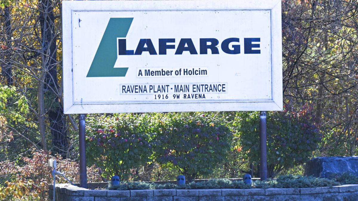 Fransız çimento üreticisi Lafarge 