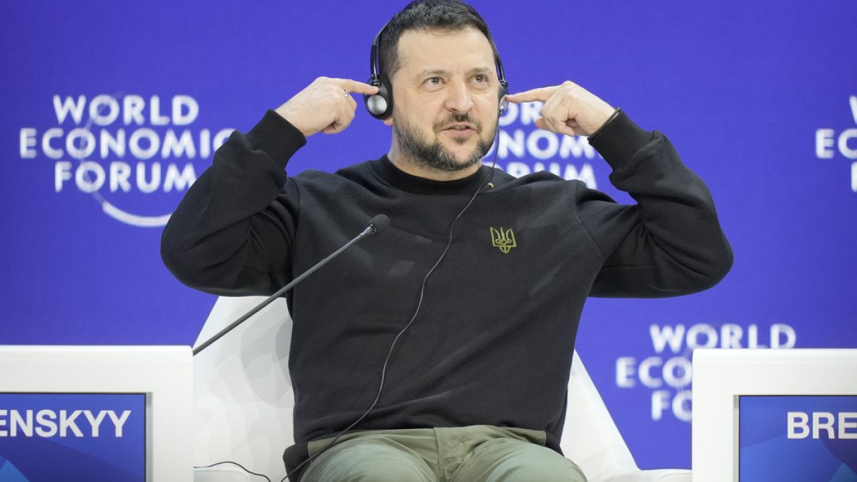 Volodymyr Zelenskyy falou em Davos esta terça-feira