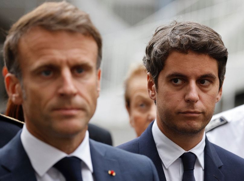 Emmanuel Macron és Gabriel Attal, még oktatási miniszterként, 2023 októberében