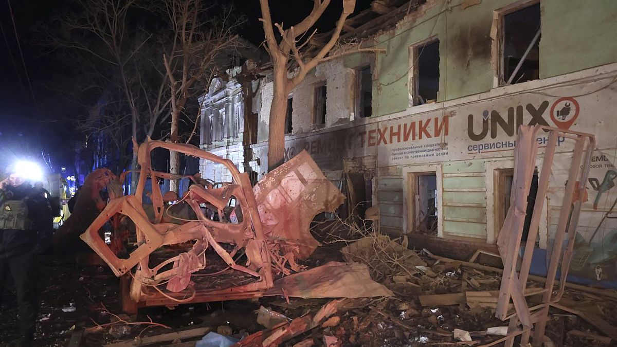 Kharkiv dopo l'attacco missilistico nella notte