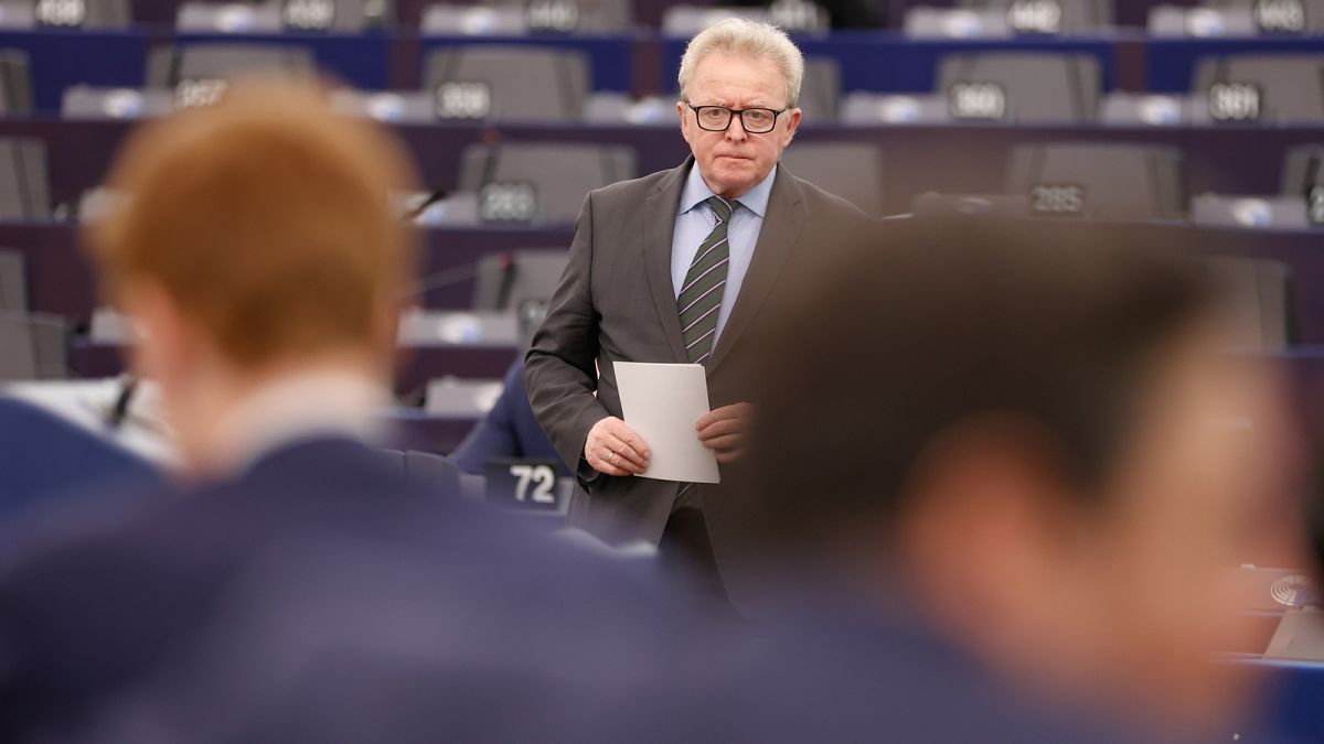 Janusz Wojciechowski, commissaire européen à l'agriculture, lors du débat sur l'approbation par la Norvège de l'exploitation minière en eaux profondes au Parlement européen, 17 janvier 2024