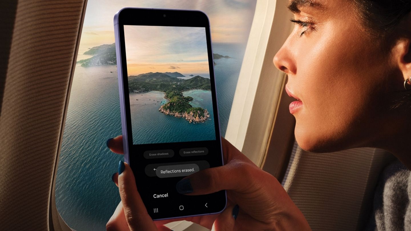 What is Flight mode in Samsung Galaxy Smartphones?