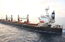 Принадлежащее США судно Genco Picardy подверглось атаке БПЛА, запущенного йеменскими хуситами. Фото ВМС Индии.