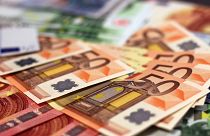 New EU anti-money laundering rules cover cash use and football 