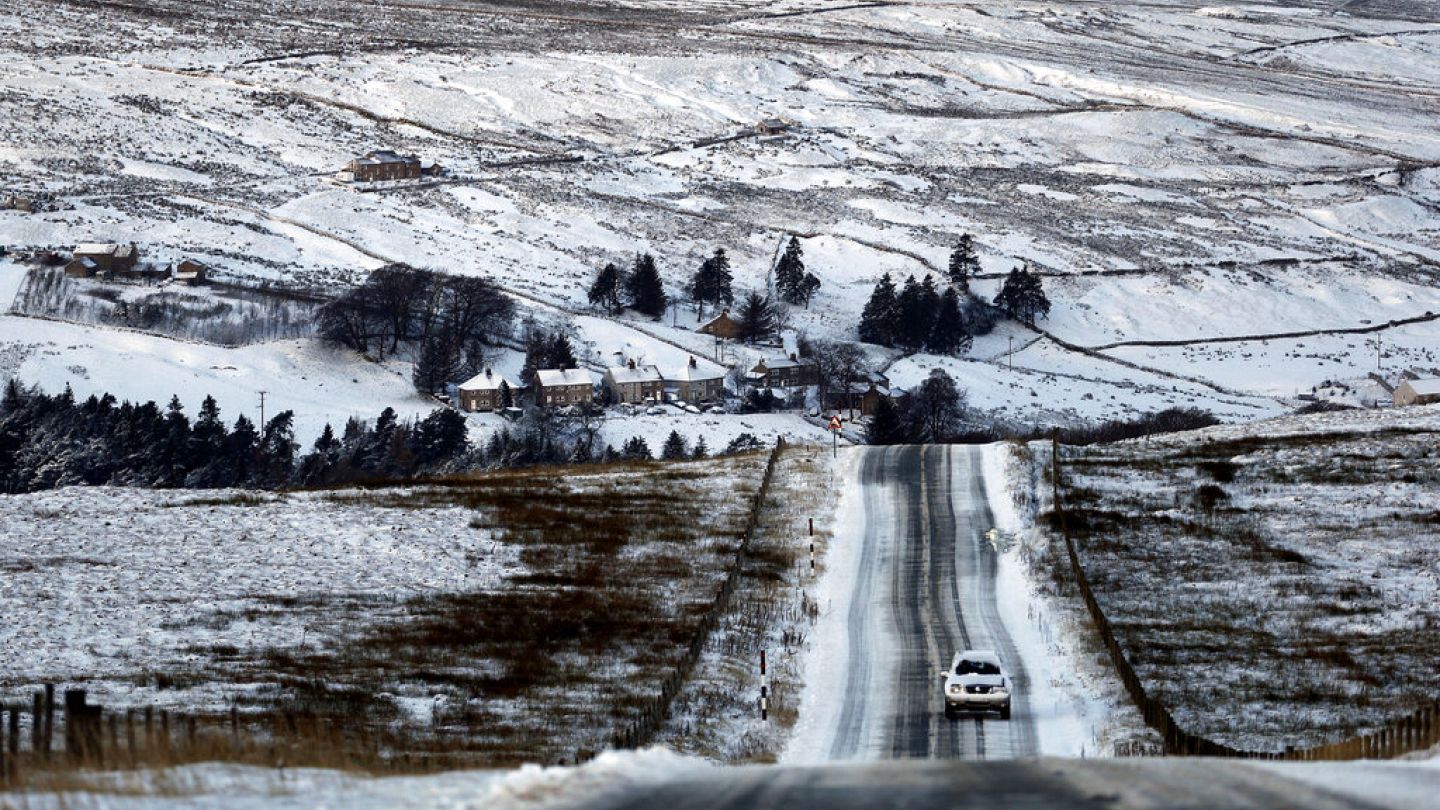 UK records 4,950 excess winter deaths amid cost of living crisis | Euronews