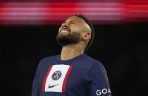 PSG futbolcusu Neymar, Paris Saint-Germain ile Angers arasında Paris, Fransa'daki Parc des Princes'te oynanan Fransa Birinci Ligi futbol maçı sırasında, 11 Ocak 2023.
