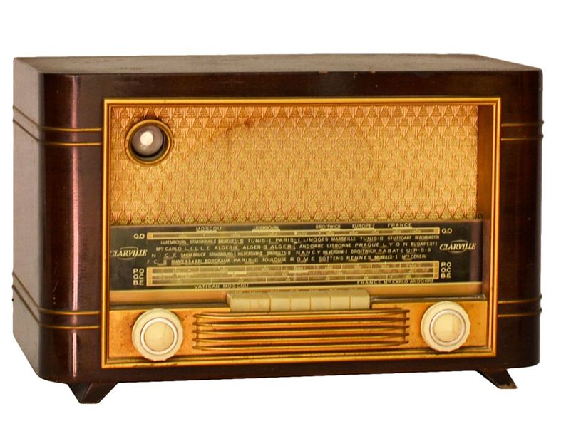 Antic refurbished bluetooth radio "Sonolor Etoile" 1950