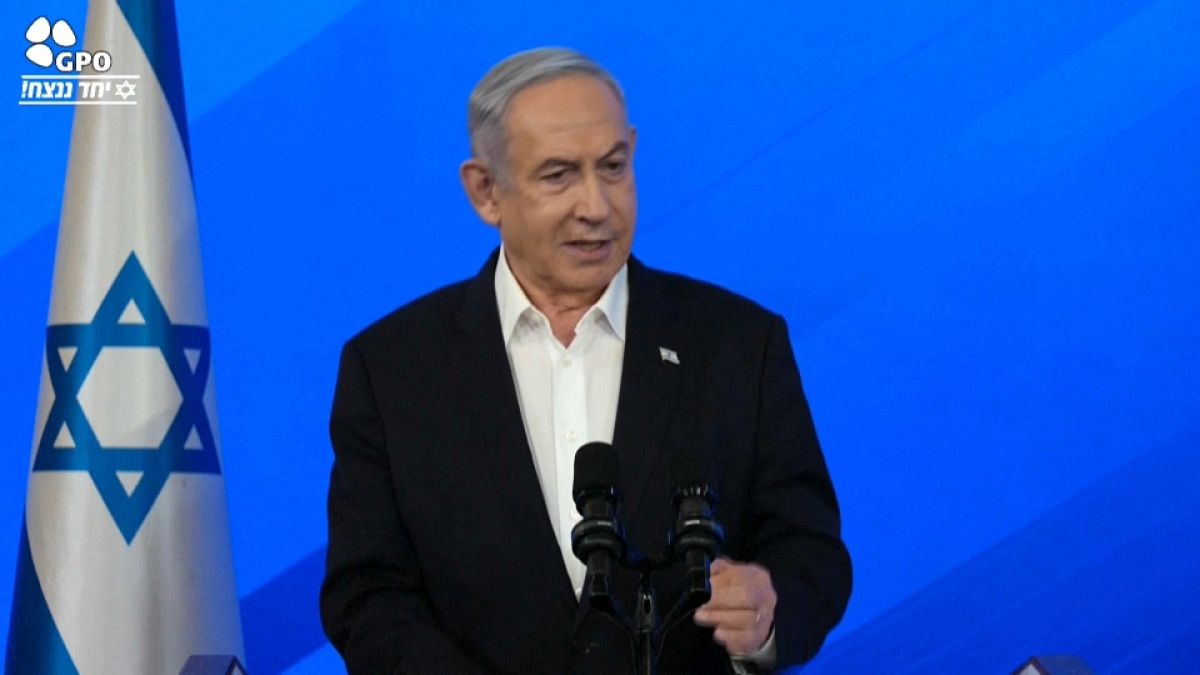 رئيس الوزراء الإسرائيلي بنيامين نتنياهو خلال مؤتمر صحفي