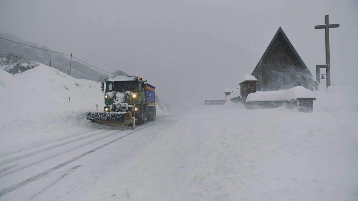 Snowstorms cause havoc on roads across Europe thumbnail
