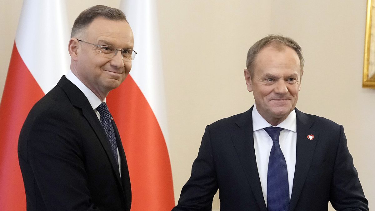 Andrzej Duda lengyel elnök és Donald Tusk lengyel kormányfő