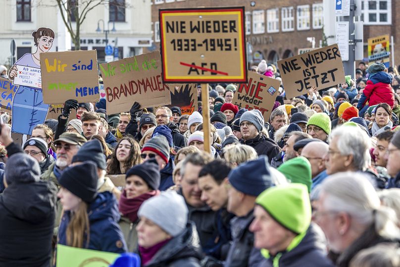 تظاهرات علیه حزب آلترناتیو برای آلمان