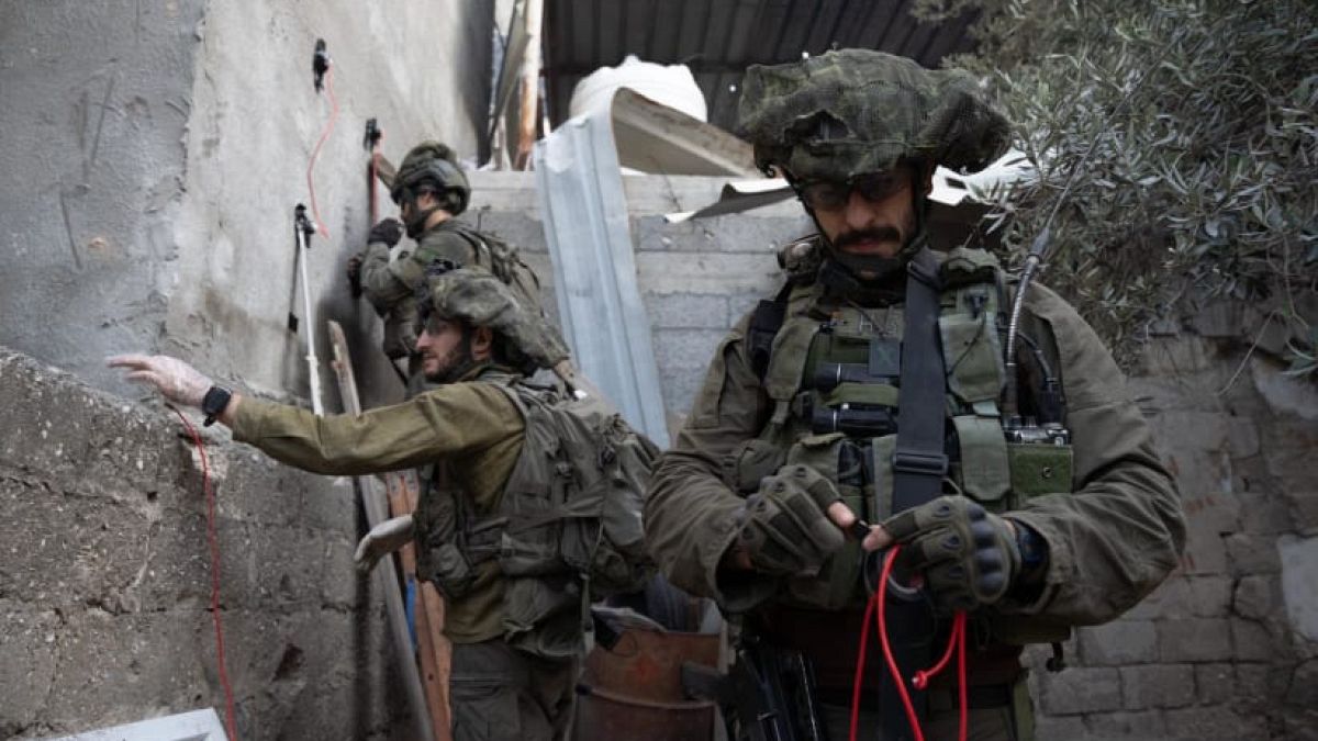 Izraeli katonák Hán Júniszban